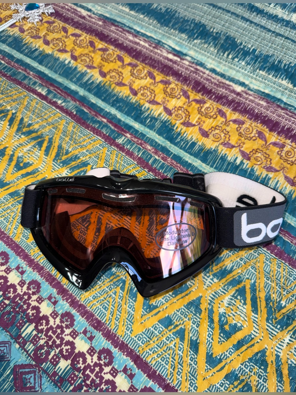 bolle Black Frame Ski/Snow Goggles with Orange Lens Buckle Adjustable Strap